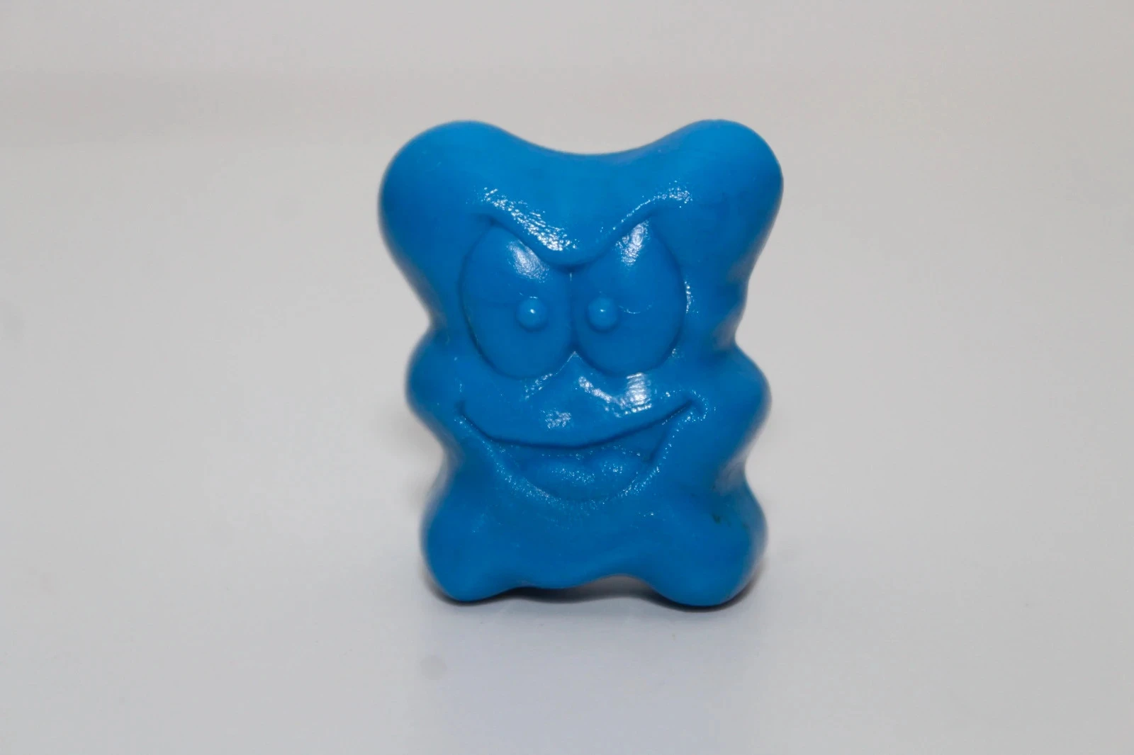 Figurine 32 bleu Hawkeye (Zoomy) - Jojo's